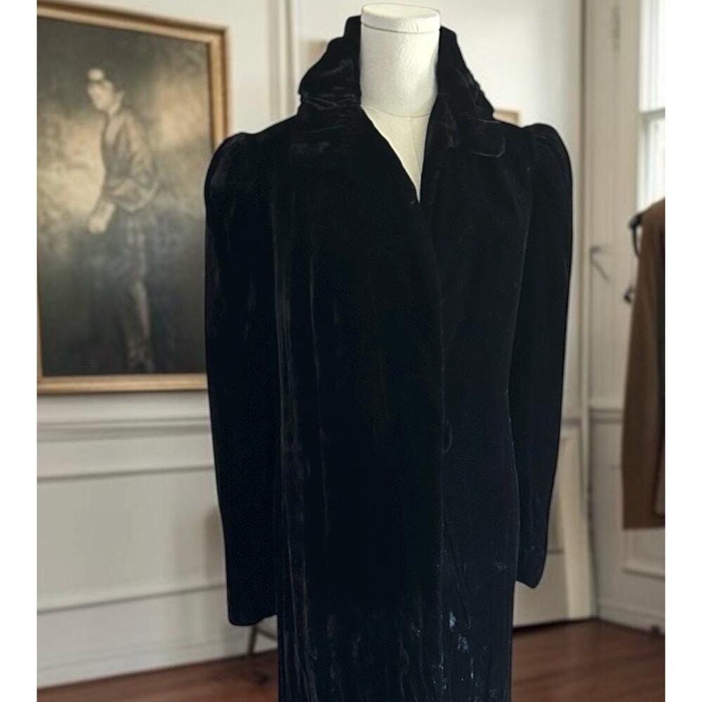 1930s Soft Black Velvet Hostess Coat, Ruched Collar,  Floor Length Velvet Duster